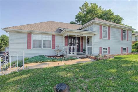2 beds, 1.5 baths, 1548 sq. ft. house located at 8104 Washington Ave, Kansas City, KS 66112. View sales history, tax history, home value estimates, and overhead views. APN 006116.. Houses for sale in kansas city ks 66112